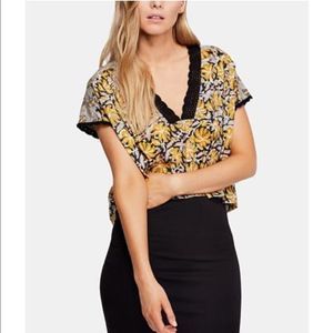 🆕Free People Women’s Top